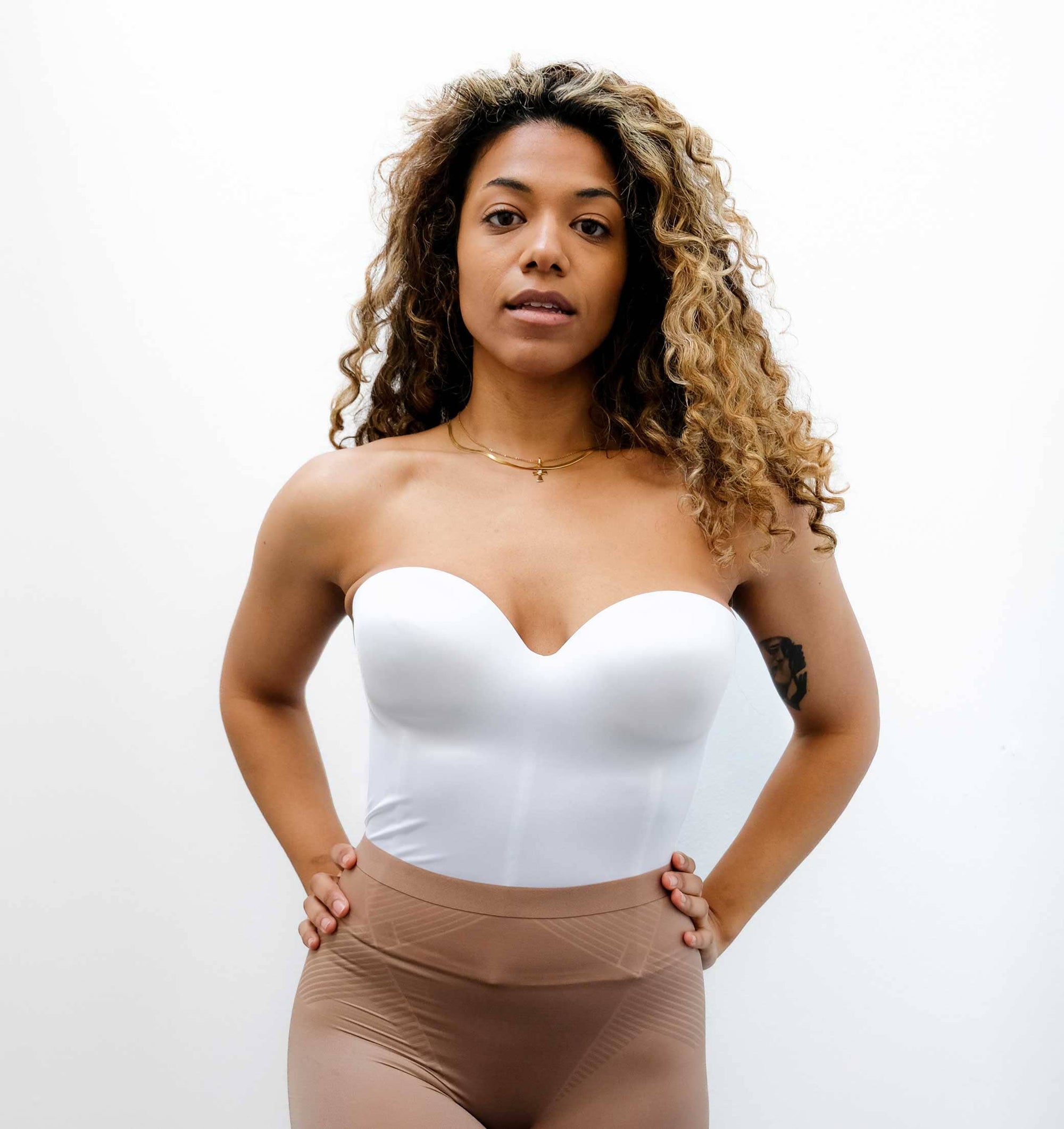 Smooth lower back bustier [White] Bridal Dominique 