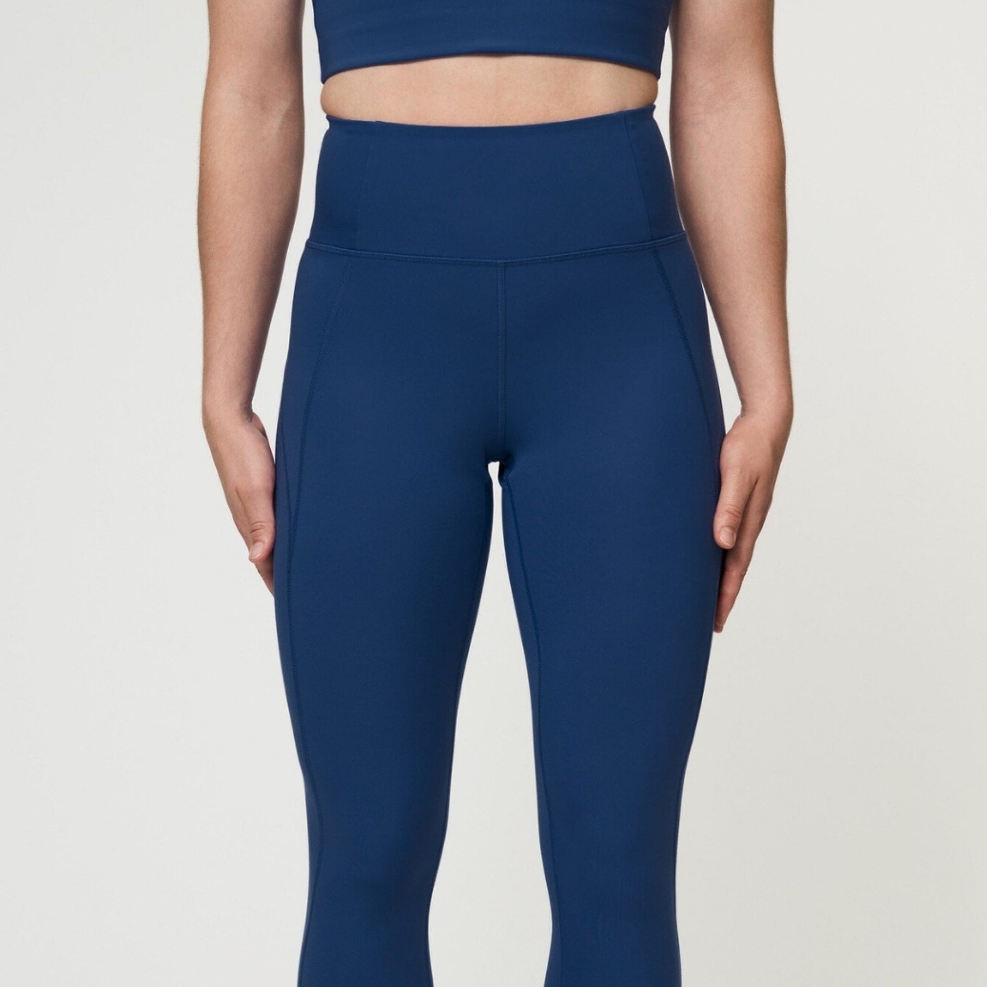 Cropped high-rise compression legging [Midnight Blue] Girlfriend Collective 
