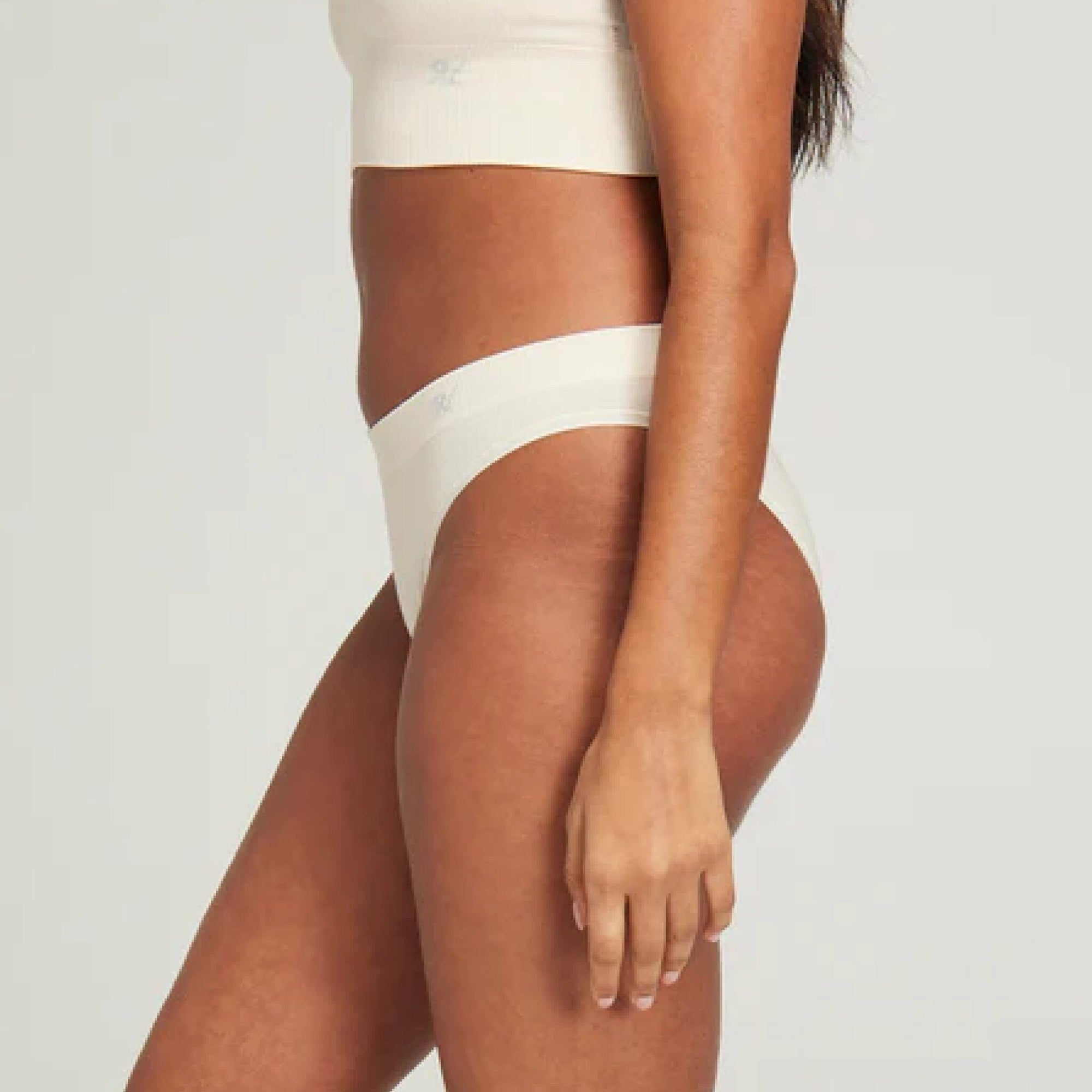 Seamless ribbed high leg knicker [Winter White] Bottoms Nudea 