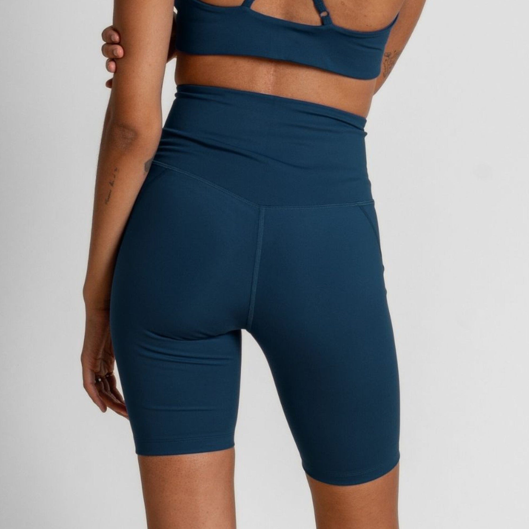 High rise compression cycle shorts [Midnight Blue] Girlfriend Collective 
