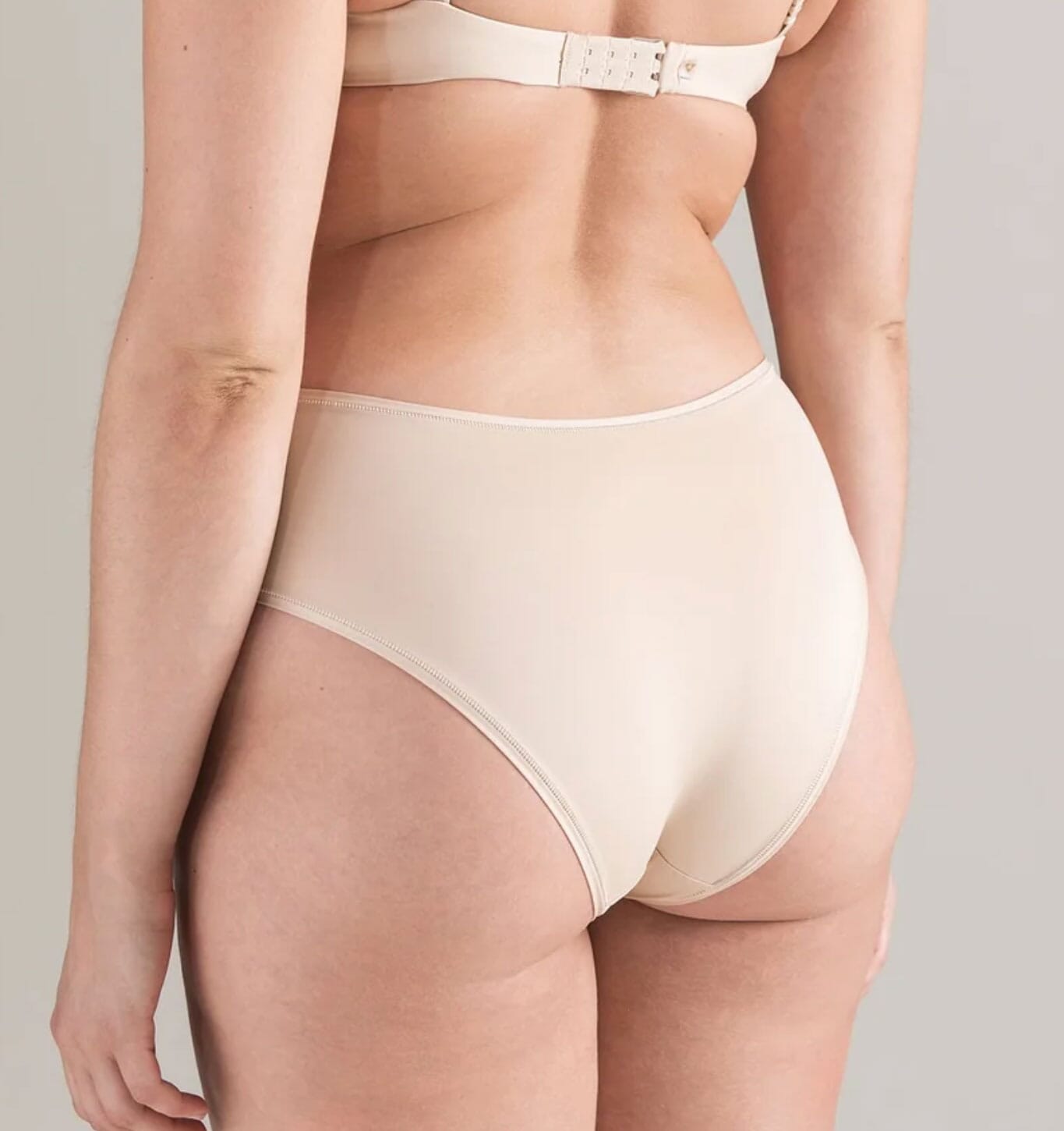 Invisible microfibre shorty [Sand] Bottoms Nudea 