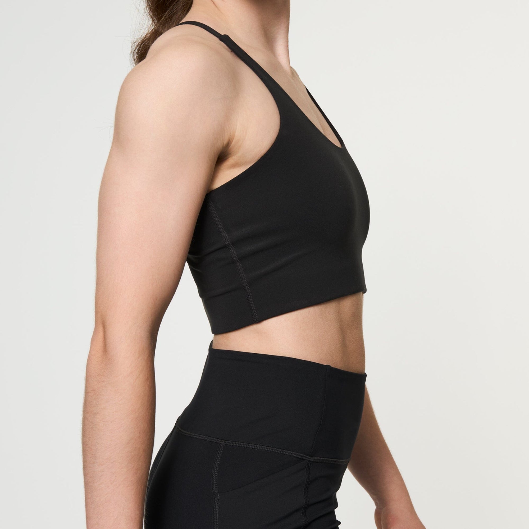 Light support halter neck sports bra [Black] Girlfriend Collective 