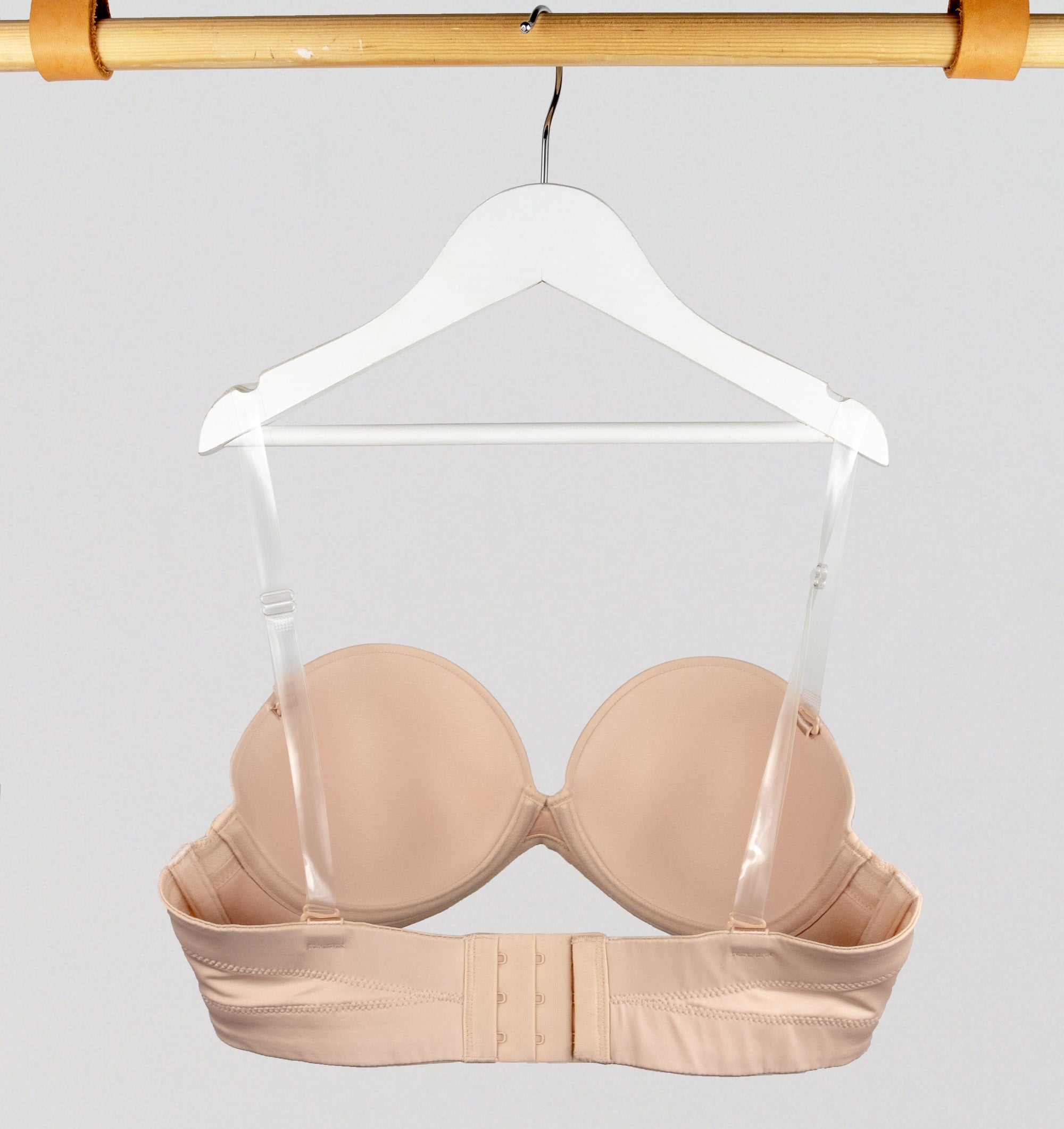 Low back plunge strapless [Latte] Bras Panache 