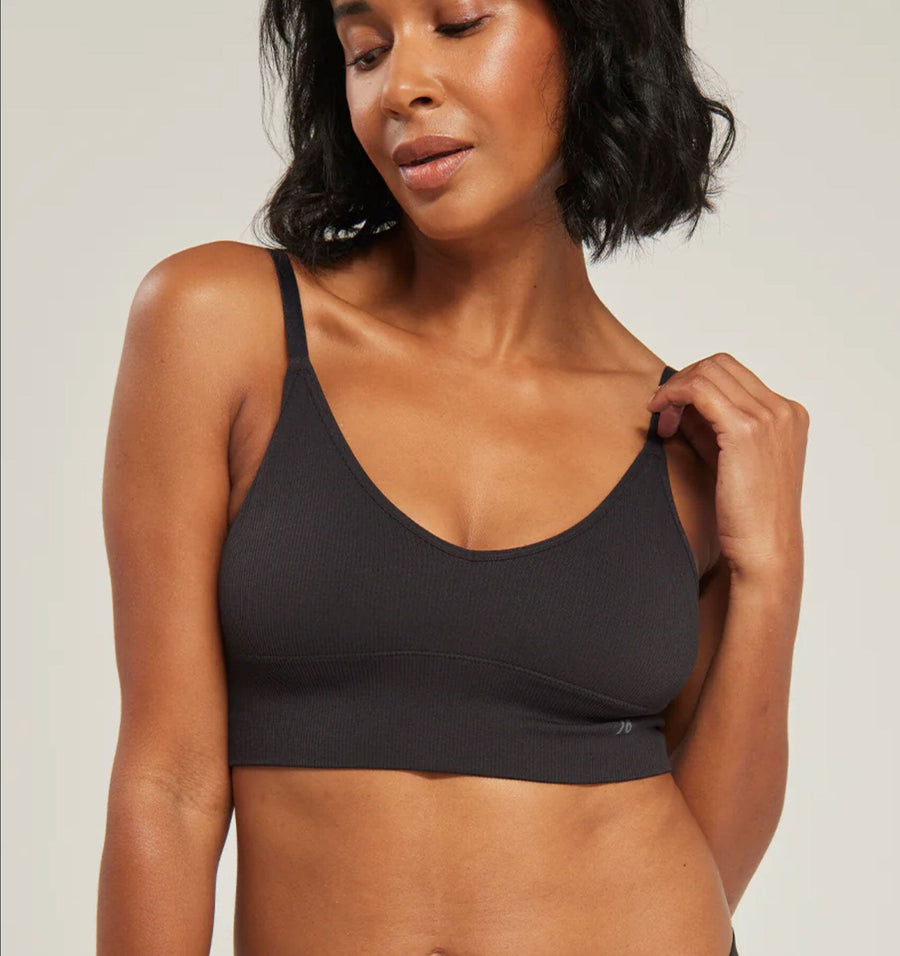 Ribbed seamless bralette [Black] Bras Nudea 