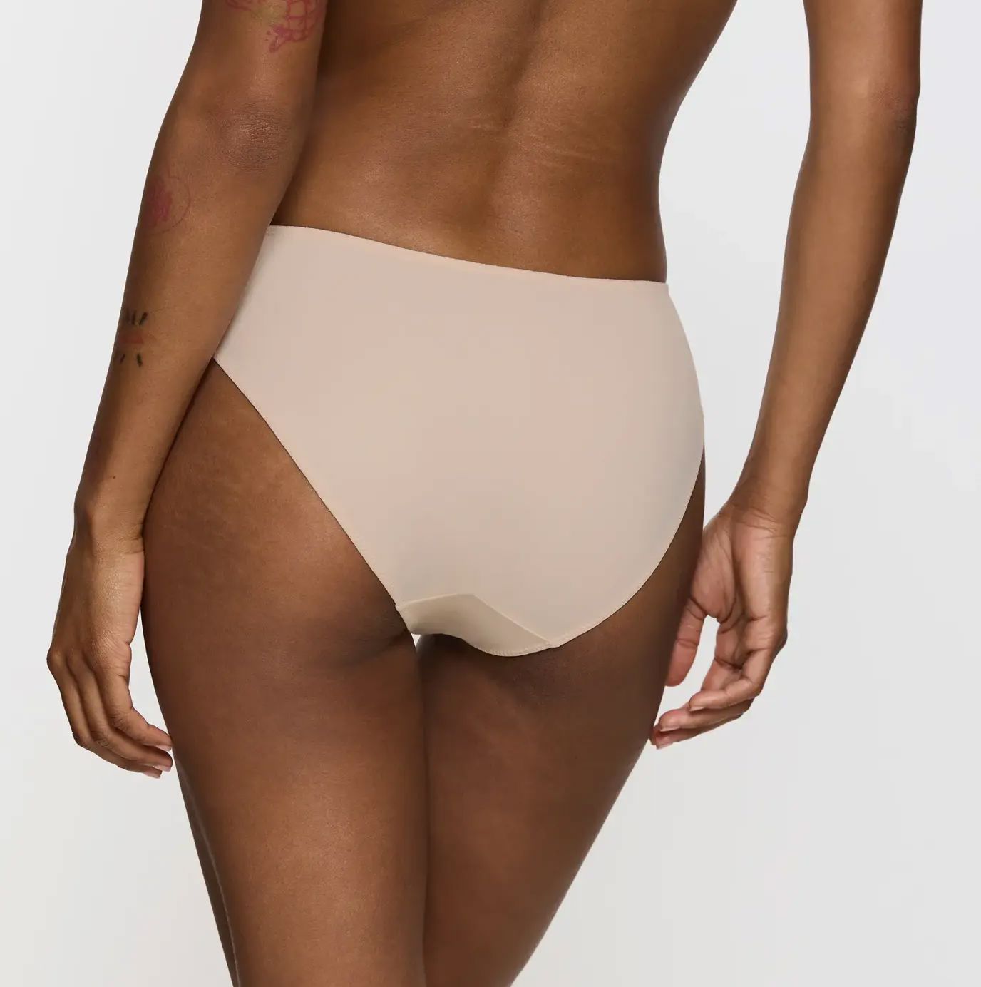 Seamless high leg tanga knicker [Beige] Bottoms Triumph 