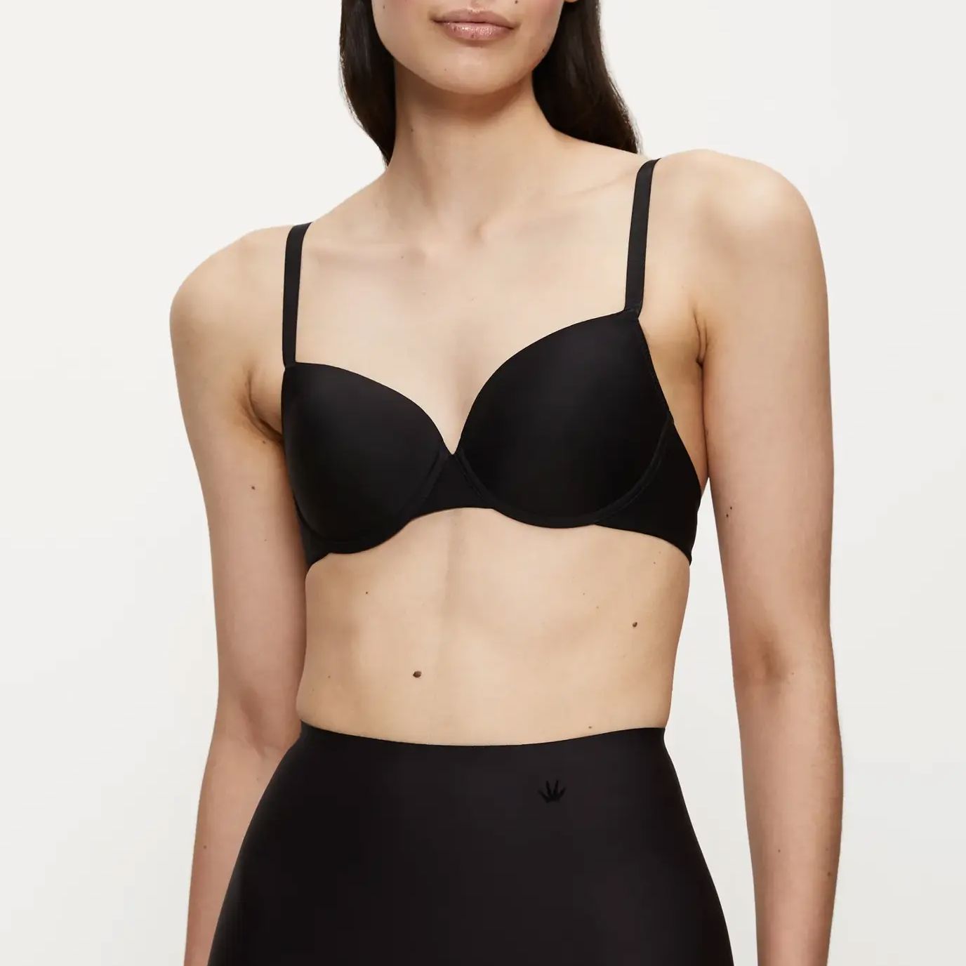 Seamless plunge t-shirt bra [Black] Bras Triumph 