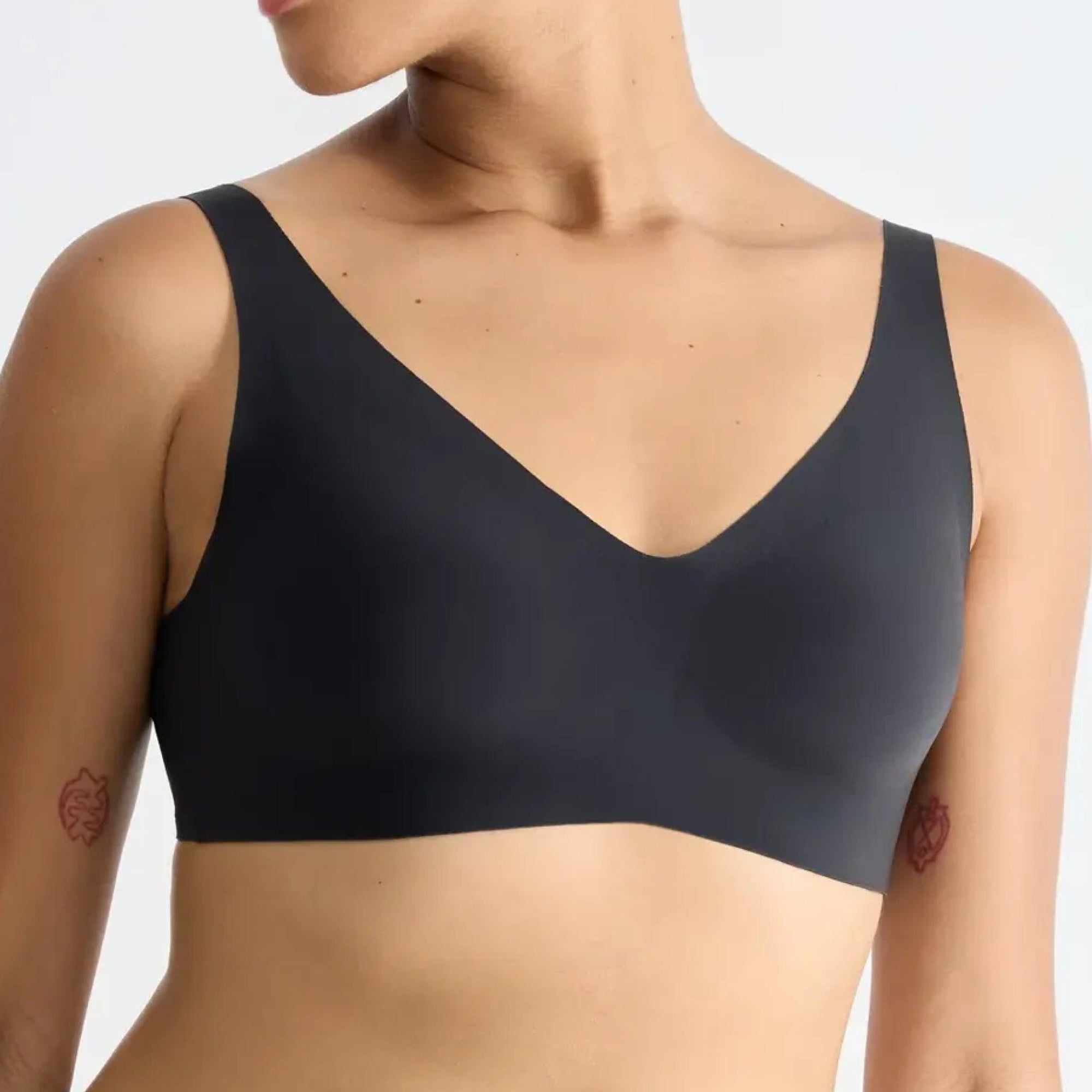 Soft invisible wire-free t-shirt bra [Black] Bras Sloggi 