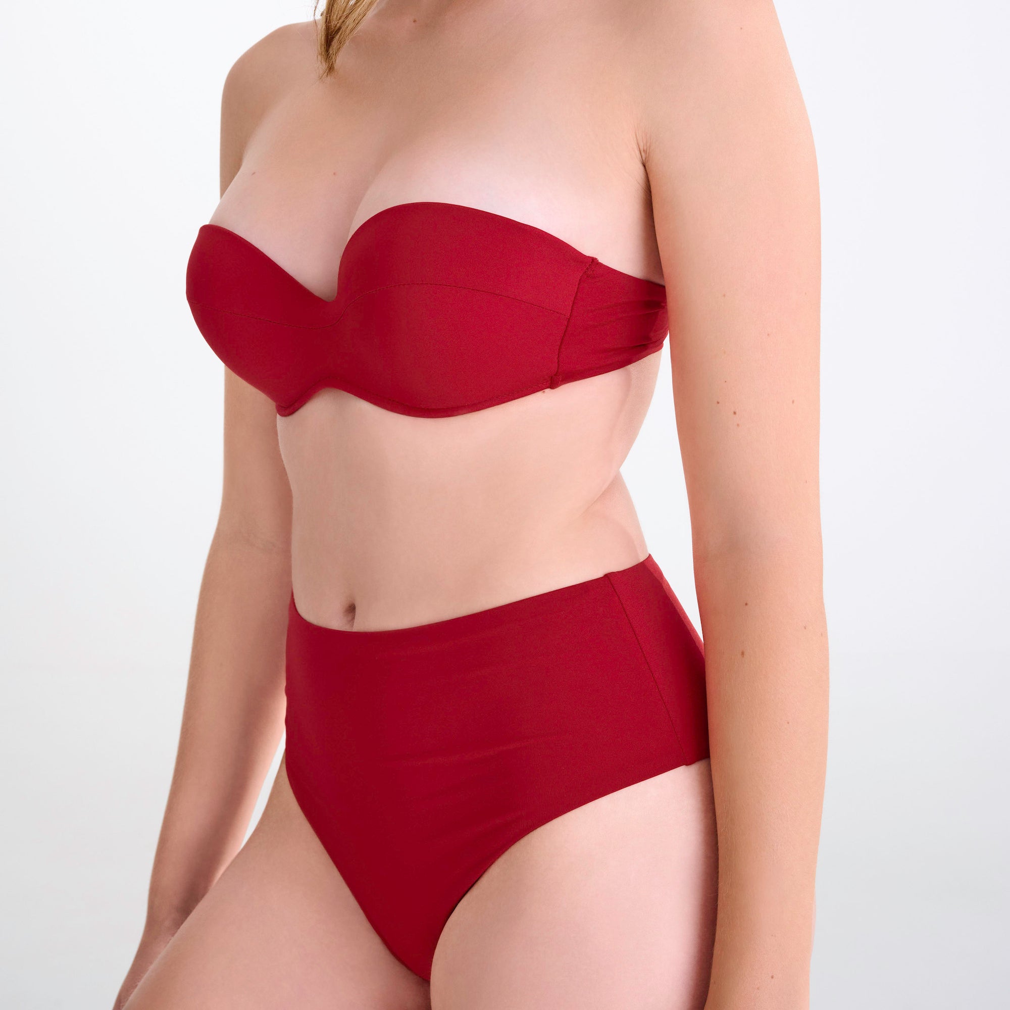Underwired bandeau bikini top [Crimson Red]