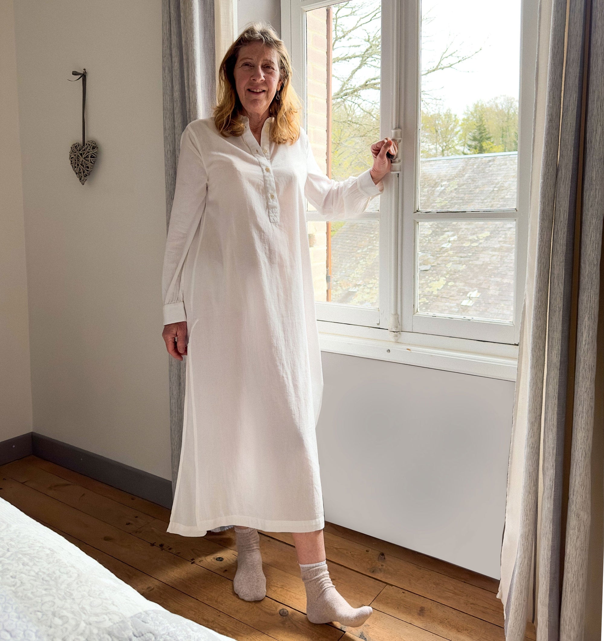Floor length relaxed fit nightshirt [Linen White] Sleep Nudea 