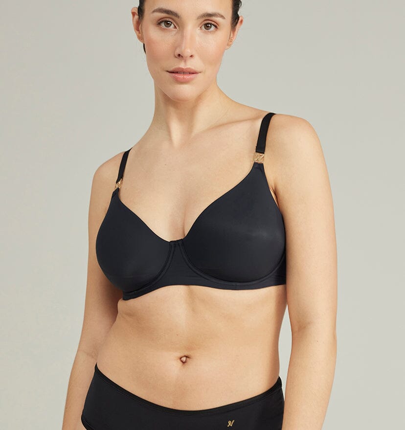 Smooth full cup t-shirt bra [Black] Bras Nudea 