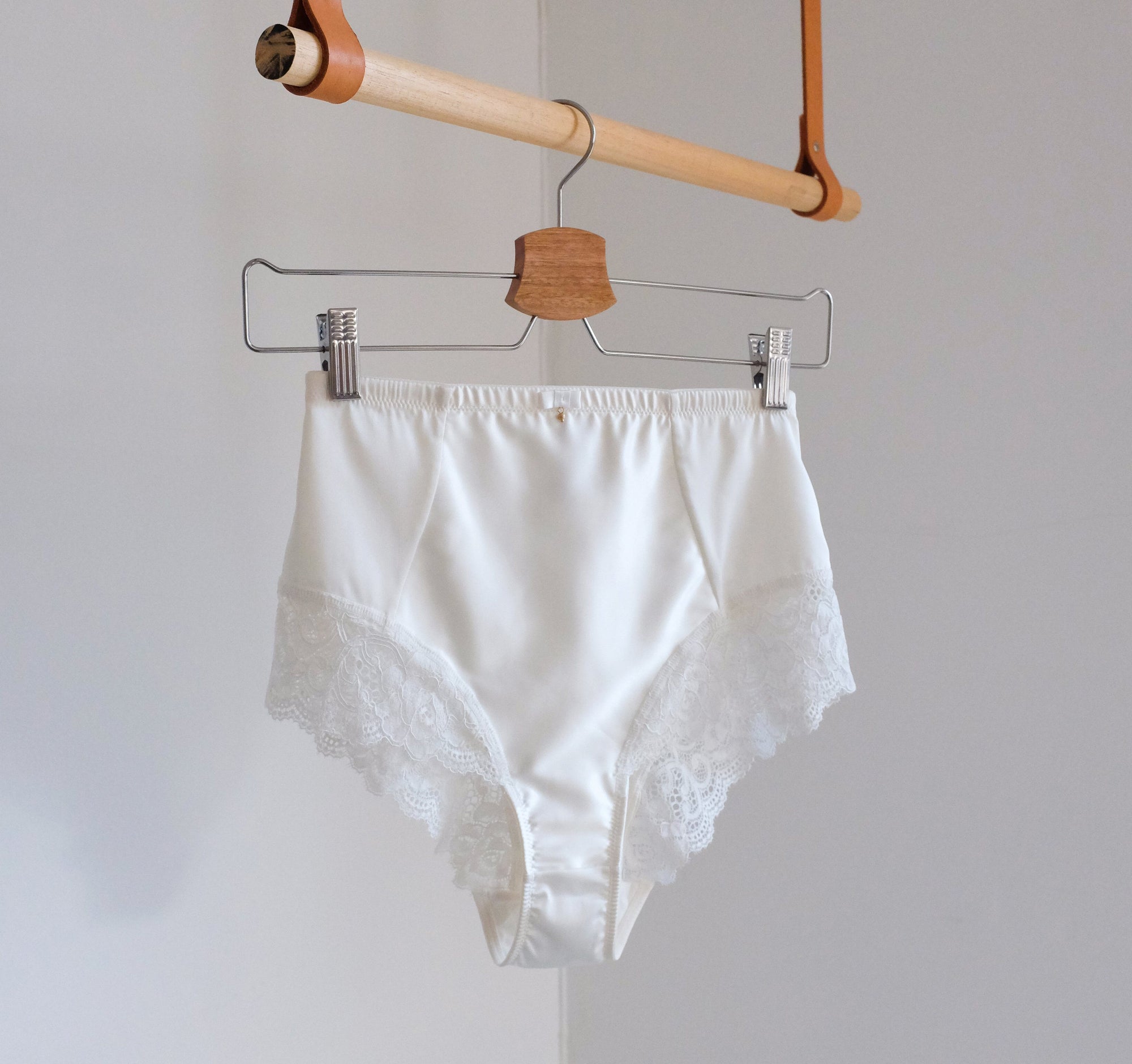 Lace detail high waist knicker [Ivory] Bottoms Panache 