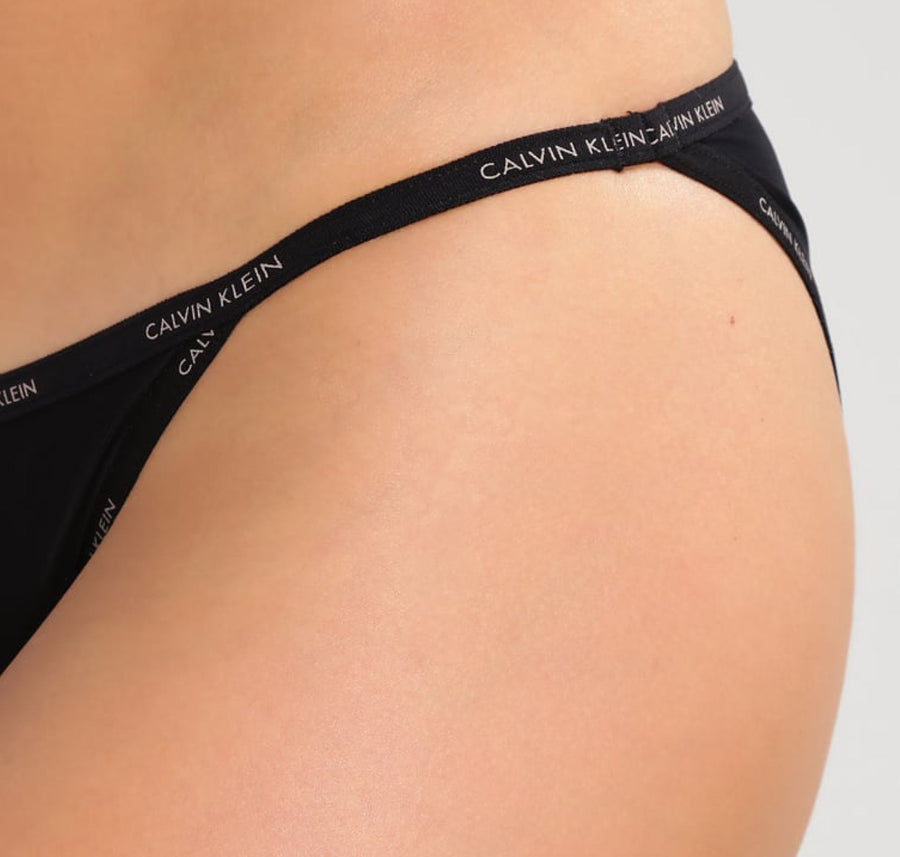 Calvin Klein Women's Sheer Marquisette Thong String Panty, Black