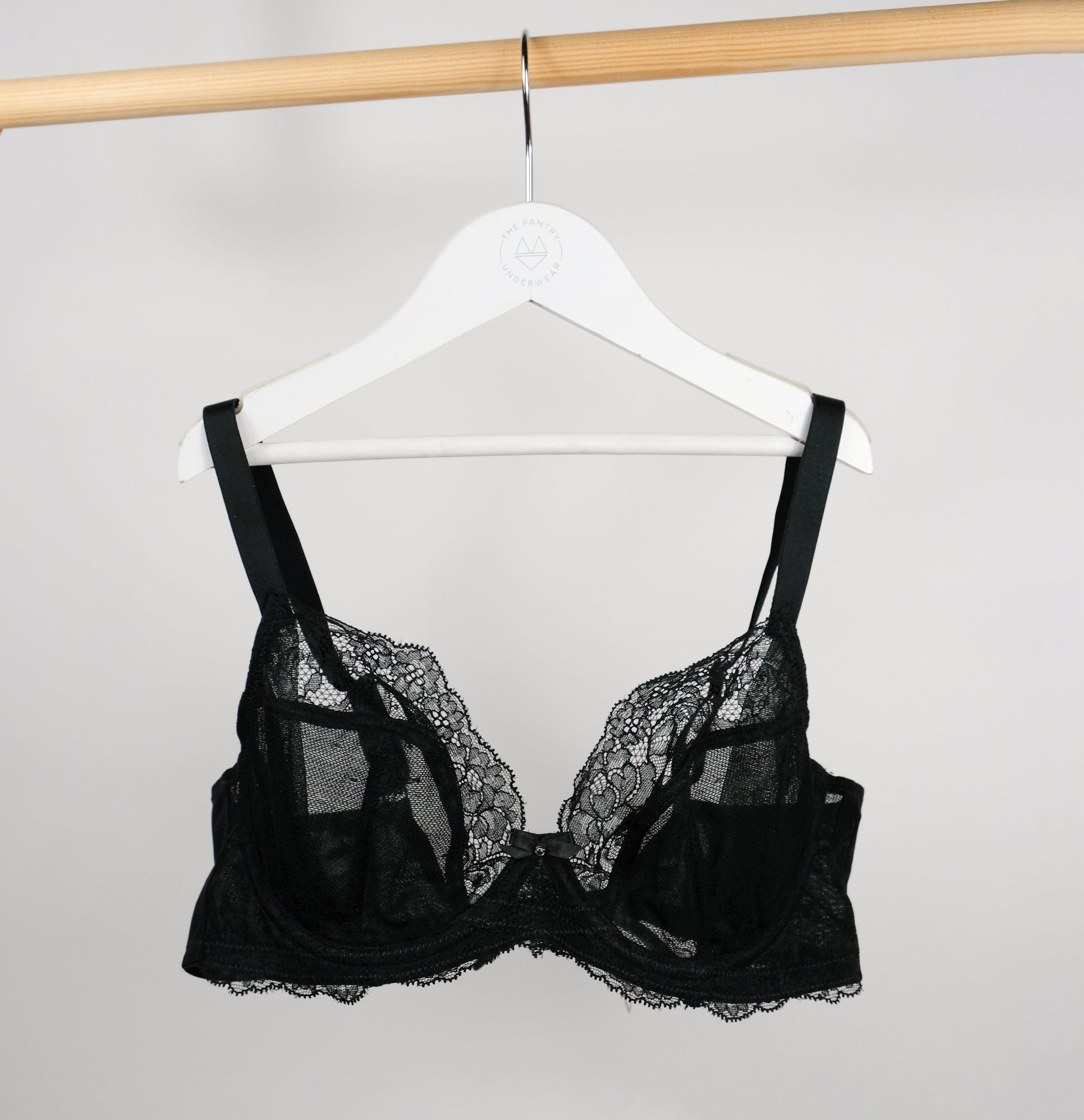 D+ Lace Plunge [Black] Bras Panache 
