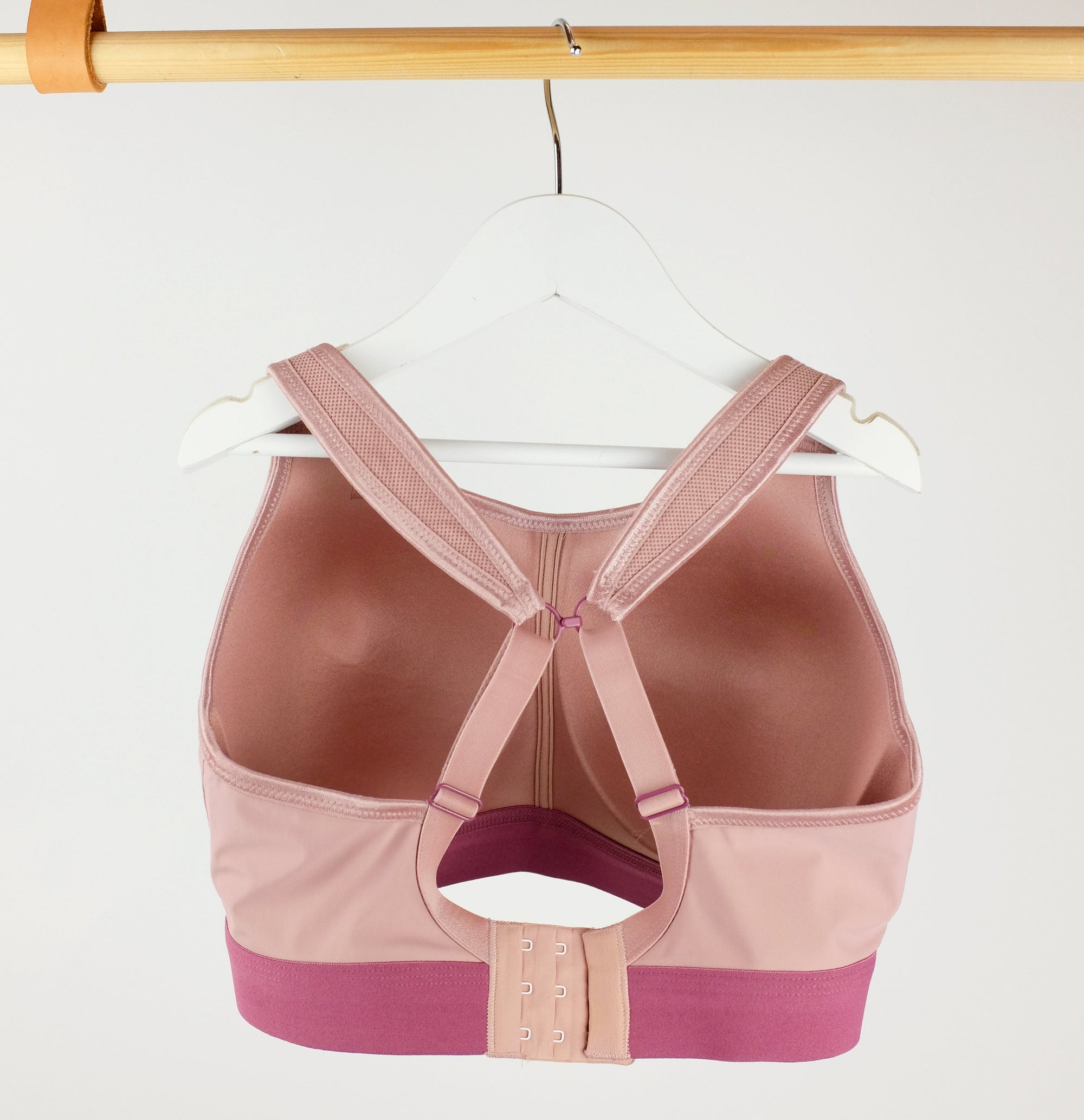 Non-wired shape sports bra [Taupe / Raspberry] Sport Panache 