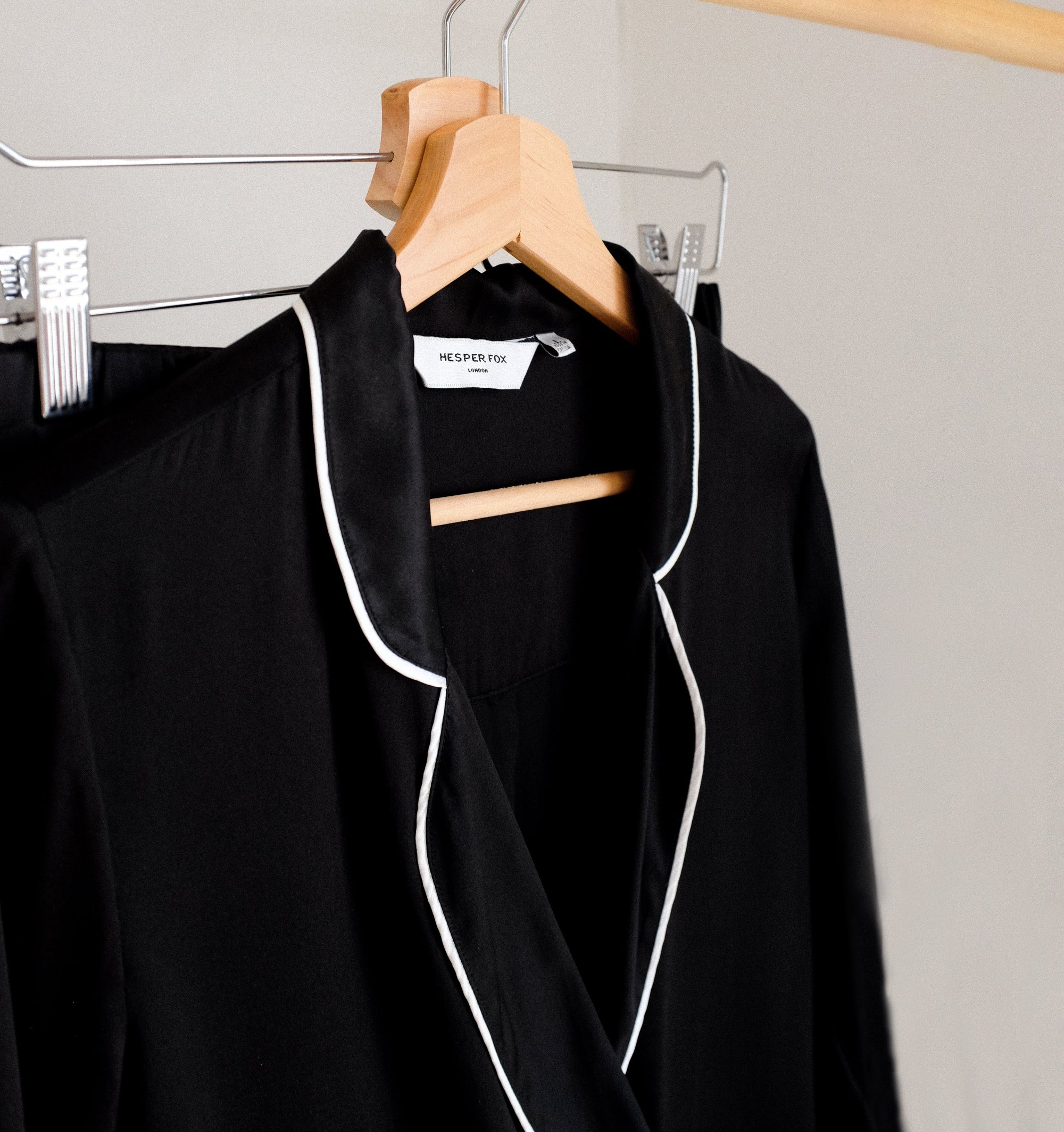 Silk double-breasted pyjama set [Black] Sleep Hesper Fox 