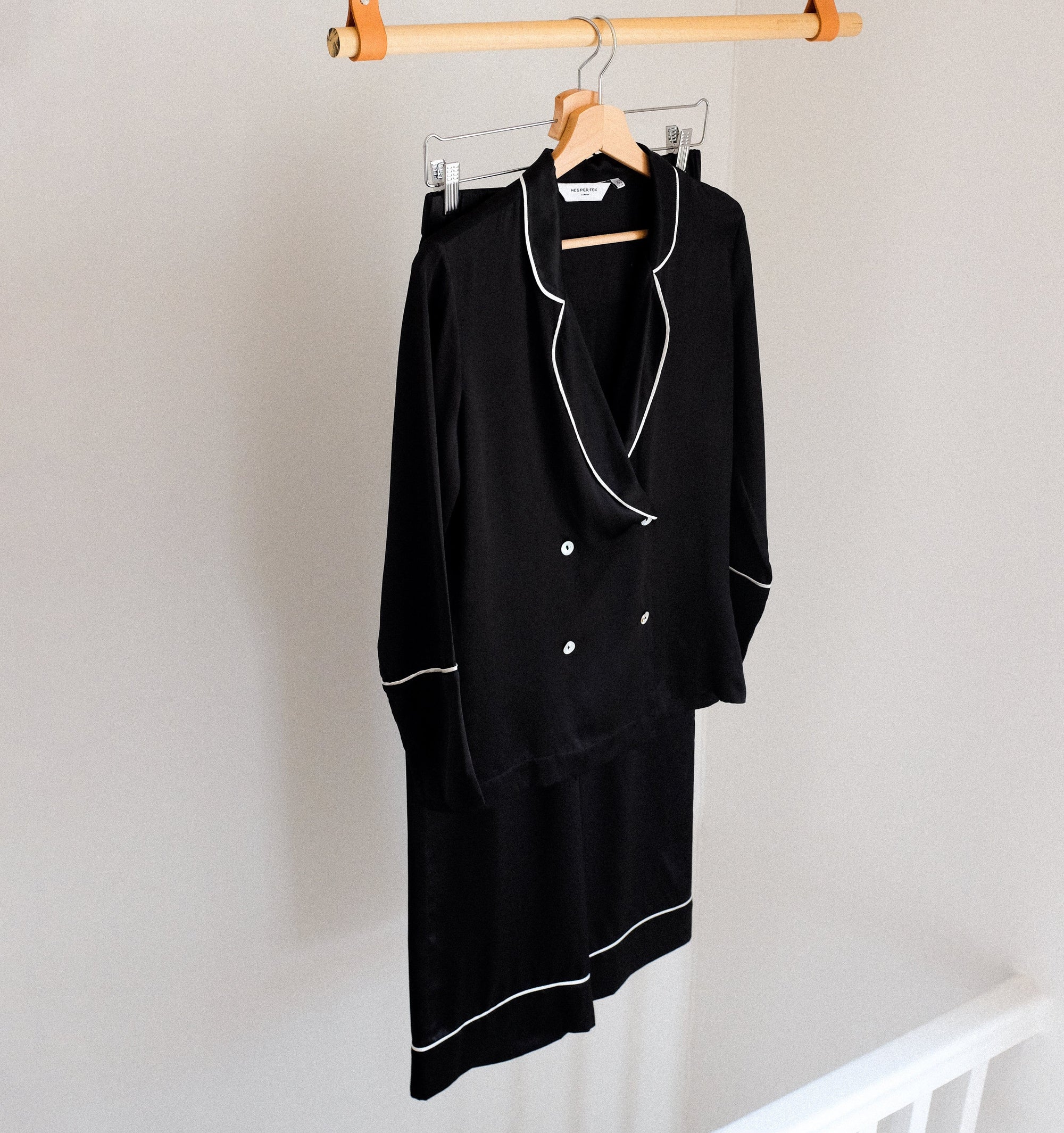 Silk double-breasted pyjama set [Black] Sleep Hesper Fox 