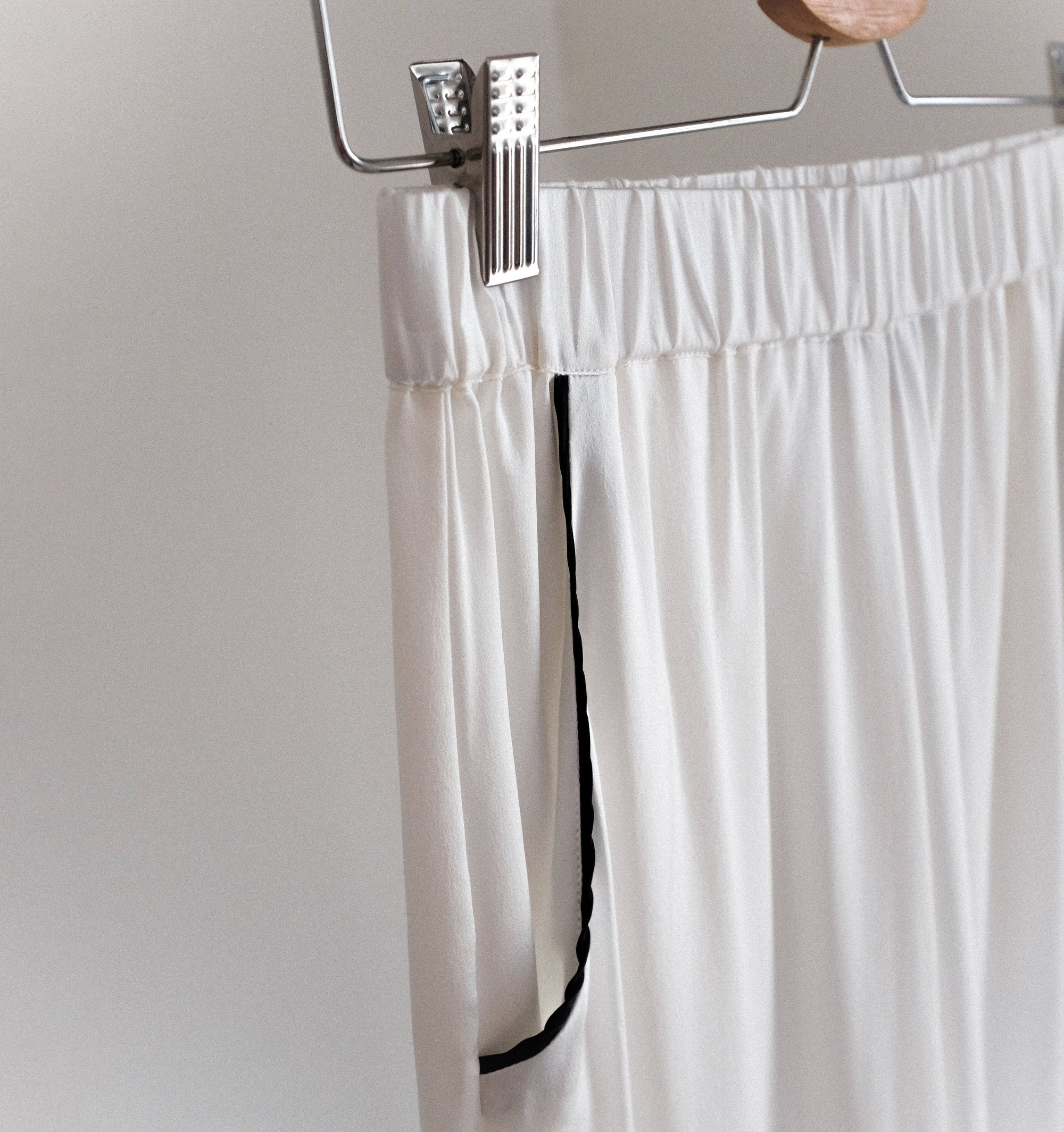 Silk double-breasted pyjama set [Ivory] Sleep Hesper Fox 