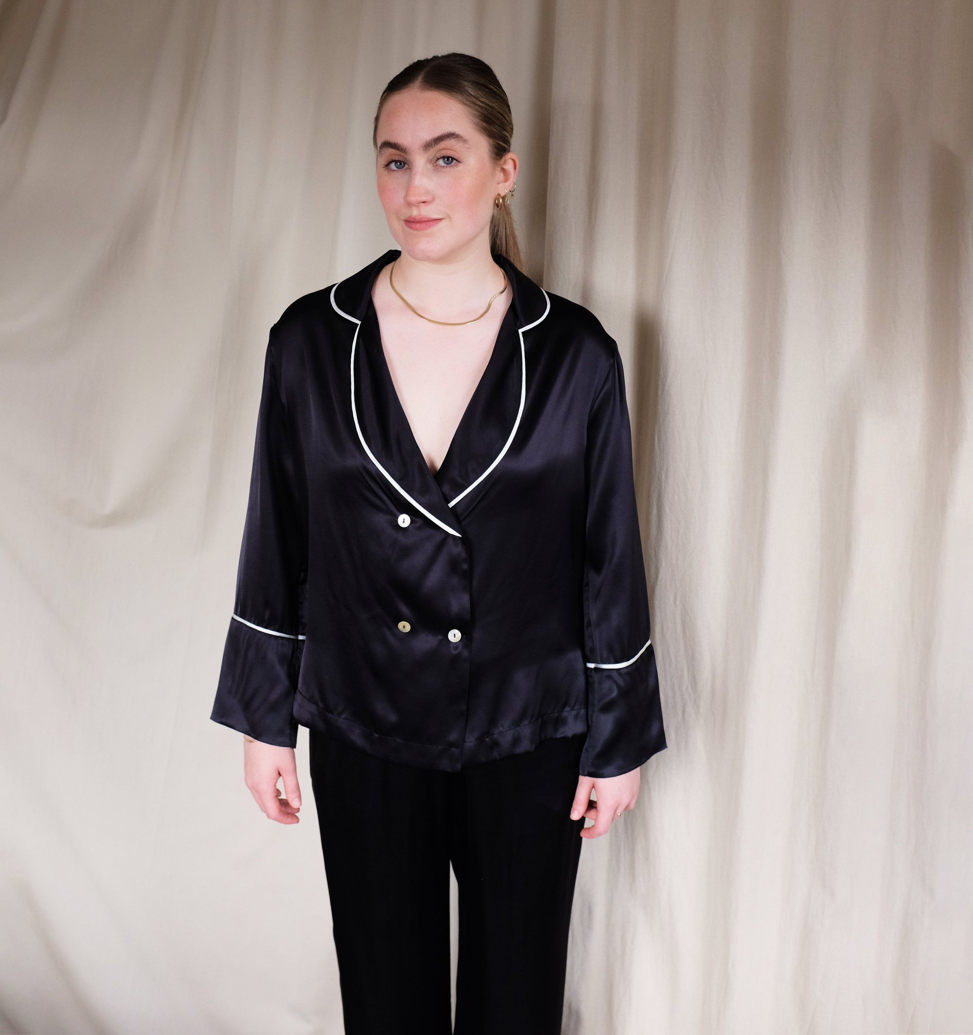 Silk double-breasted pyjama set [Black] Sleep Hesper Fox 