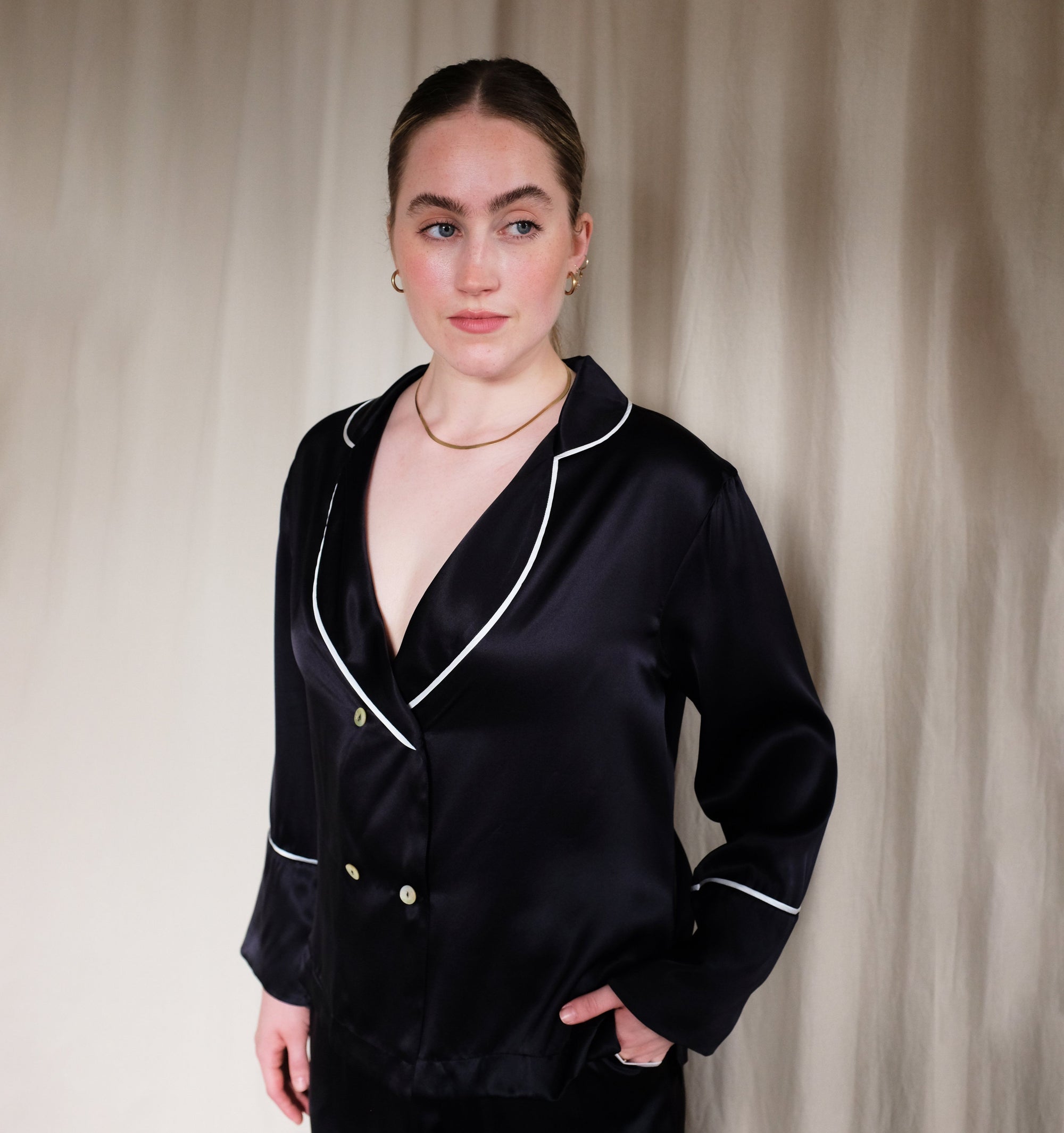 Silk double-breasted pyjama set [Black] Sleep Hesper Fox 