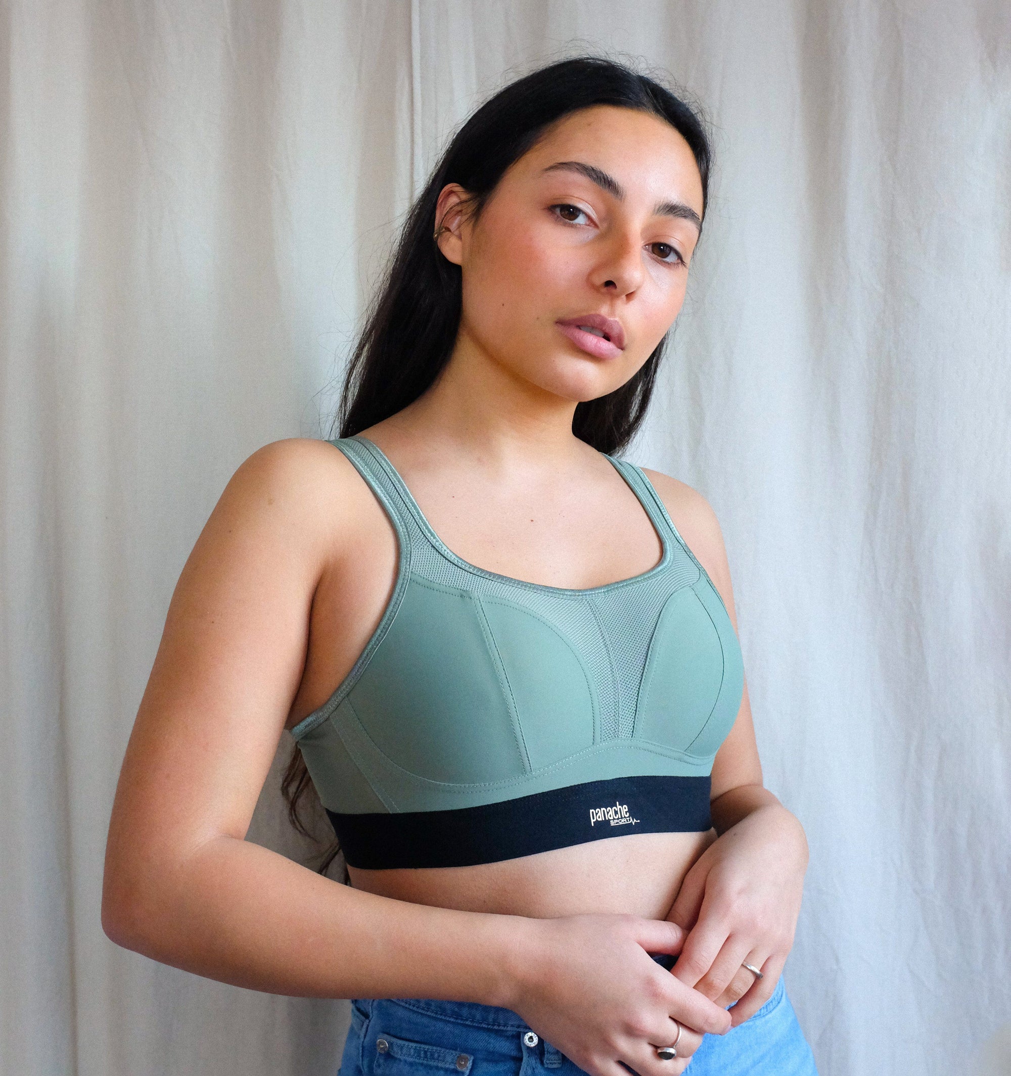 Non-wired shape sports bra [Khaki / Black] Sport Panache 