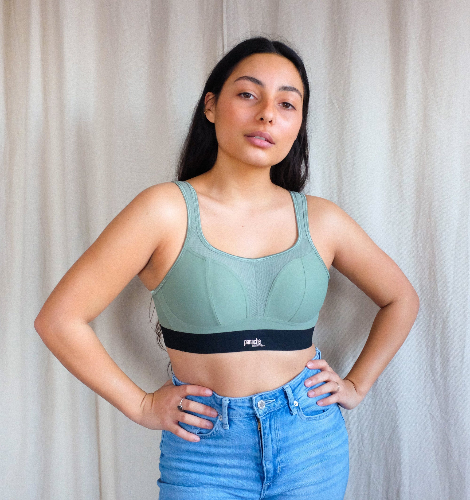 Non-wired shape sports bra [Khaki / Black] Sport Panache 