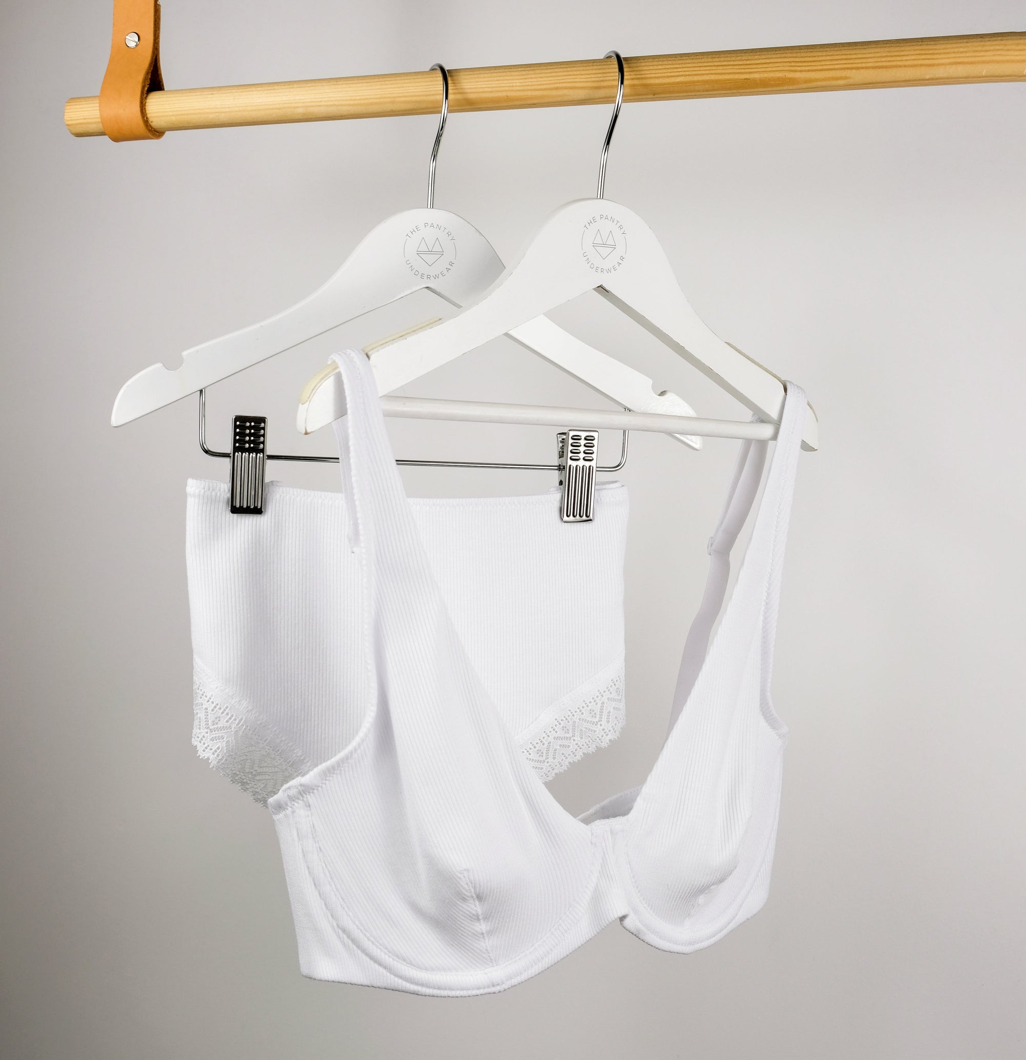 Ribbed modal high apex plunge [Chalk] Bras Simone 