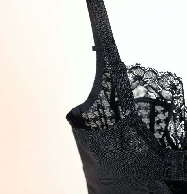 Houndstooth &amp; floral lace body [Black] Shape Panache 