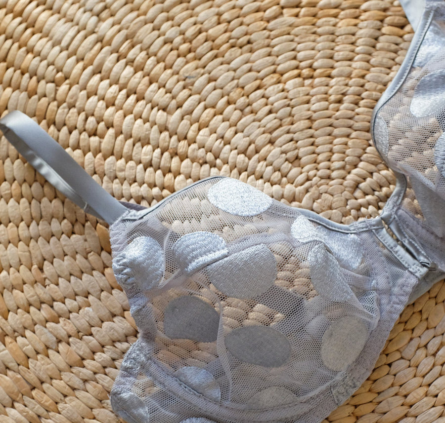 Spot detail plunge bra [Silver] Bras Implicite 32B 