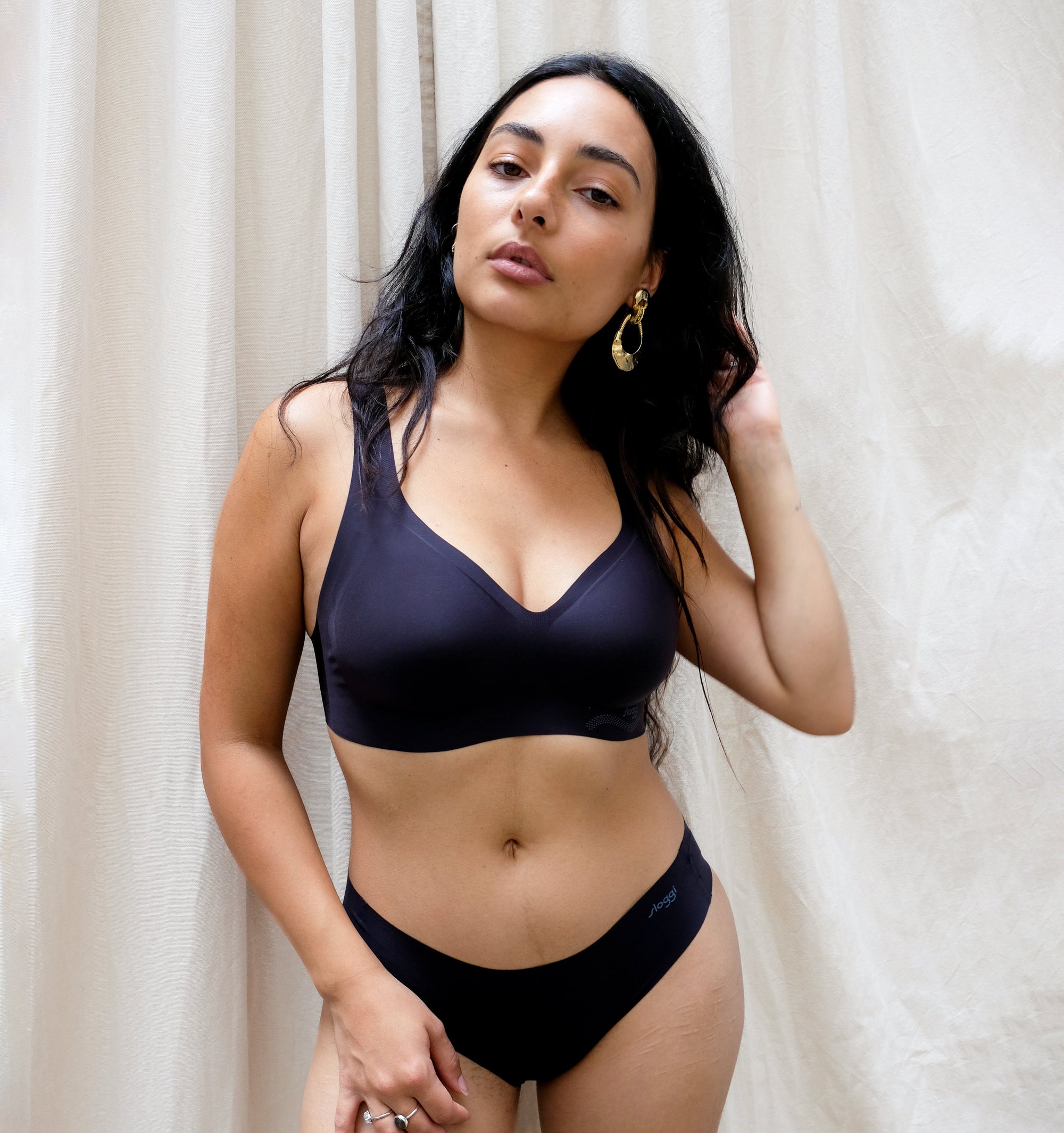 Soft invisible microfibre tanga [Black] Bottoms Sloggi 