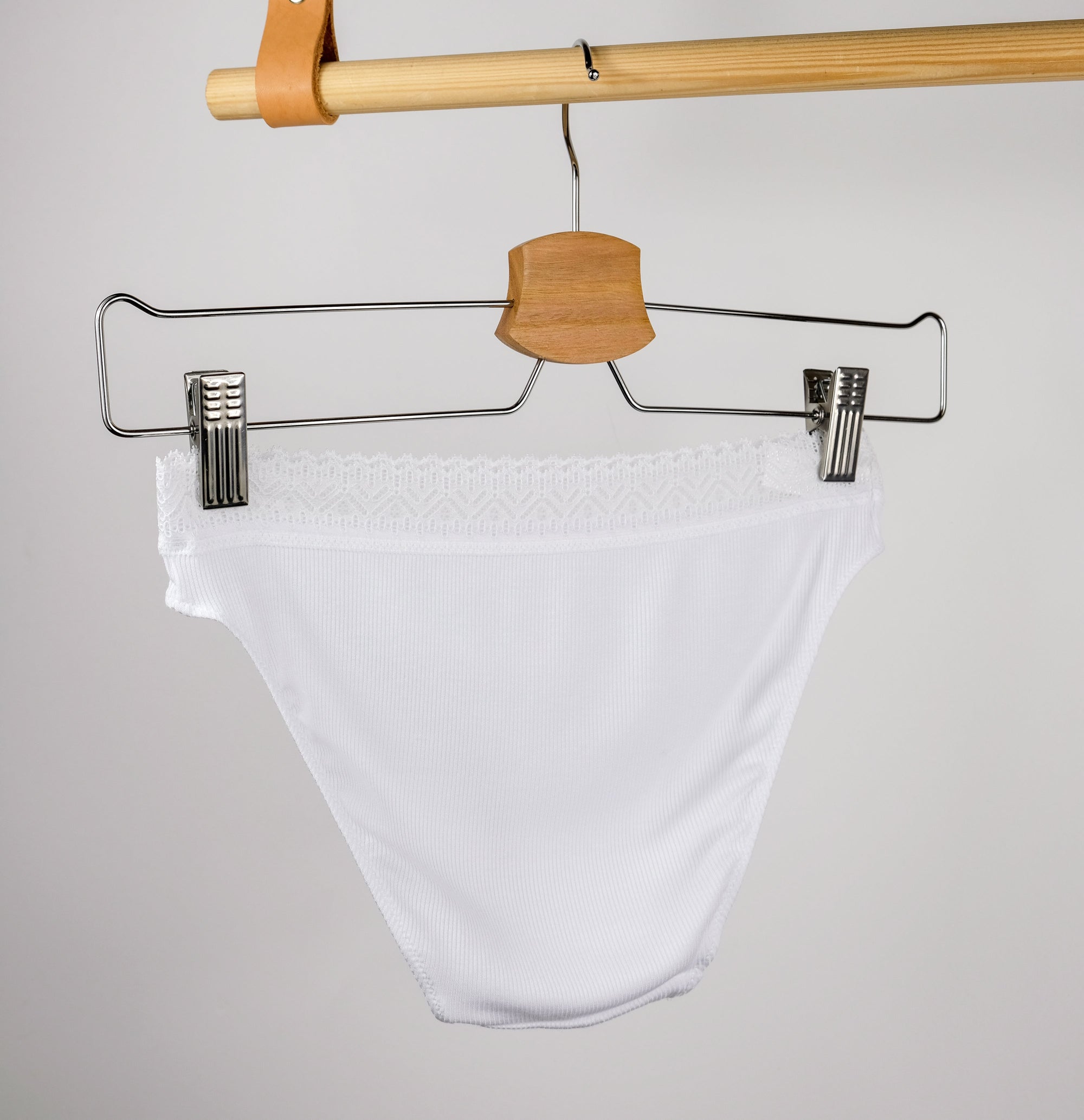 Ribbed modal brief [Chalk] Bottoms Simone 