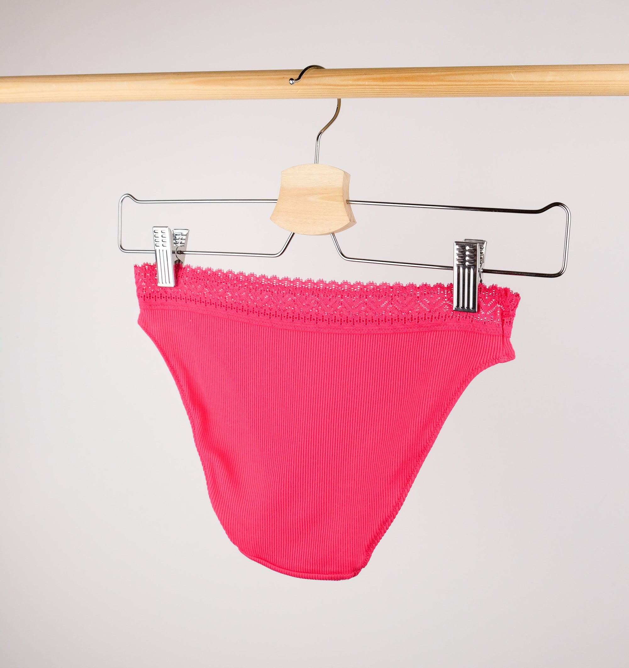 Ribbed modal &amp; cotton brief [Fuchsia] Bottoms Simone 