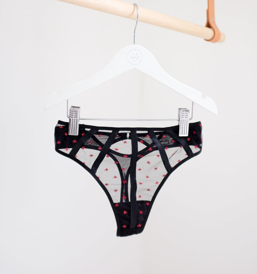 Contour Mesh Bra & Thong/Briefs Set - Black – Lounge Underwear