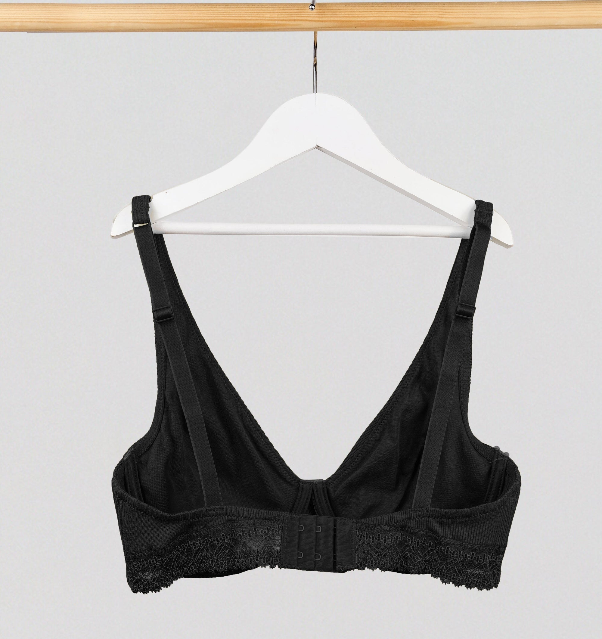 Ribbed modal & cotton high apex plunge [Black] Bras Simone 