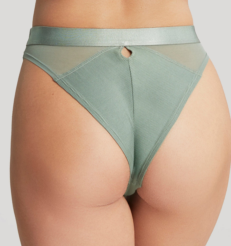Body contour seamless tanga brief [Forest Green]