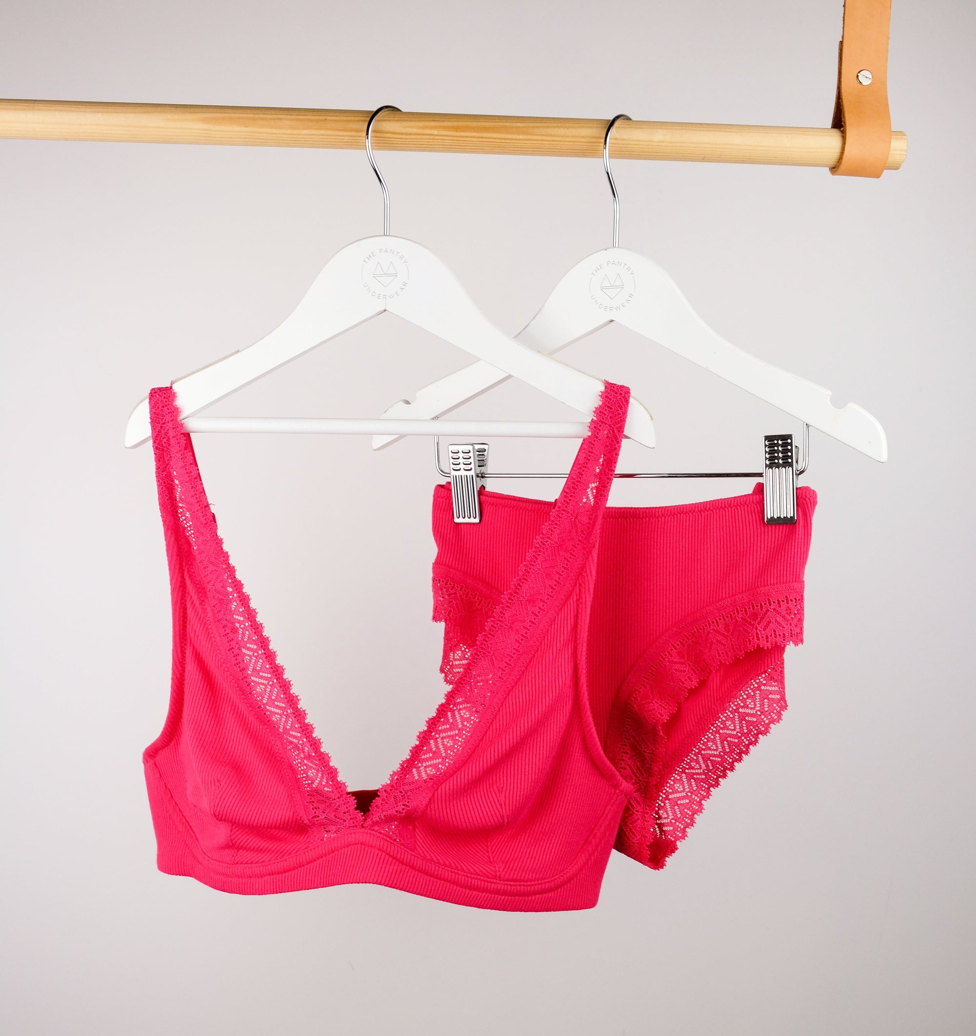 Ribbed modal & cotton structured triangle [Fuchsia] Bras Simone 
