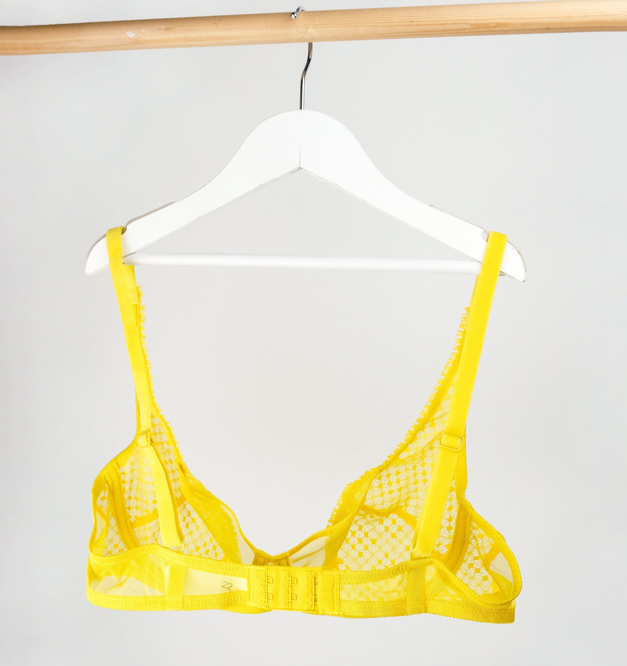 Fringed lace & mesh demi plunge bra [Sunflower] Bras Simone 